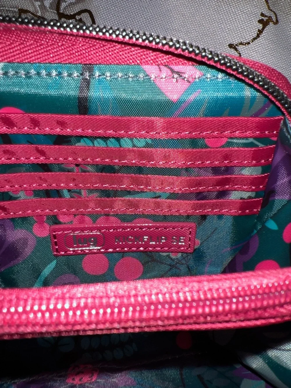 Lug Kickflip SE Raspberry - Picture 3 of 4